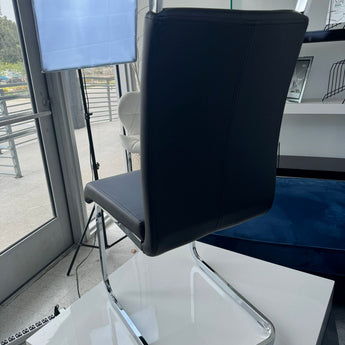 Elegante Silla de Comedor Mazel Negra Diseño Moderno Confort Superior